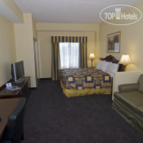 Best Western Plus Crossroads Inn & Suites 