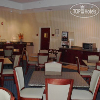 Best Western Plus Crossroads Inn & Suites 