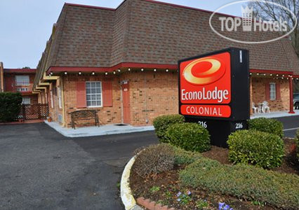 Hotel photo Econo Lodge Colonial 2*
