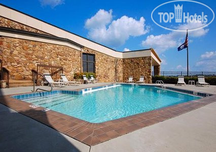 New photos from tourists Comfort Inn & Suites Danville 3*