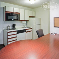 Candlewood Suites Washington-Fairfax 