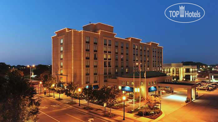 Hotel photo Hilton Garden Inn Virginia Beach Town Center 3*