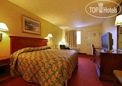 New photos from tourists Econo Lodge Chesapeake 2*