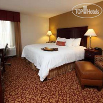 Hampton Inn & Suites Charlottesville-At The University 