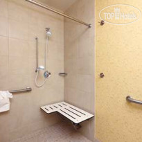 Hampton Inn & Suites Charlottesville-At The University 