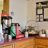 Super 8 South Boston 