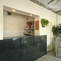 Super 8 Williamsburg Pottery 