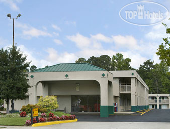 Hotel photo Super 8 Williamsburg Historic Area 2*