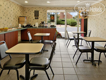 New photos from tourists Super 8 Williamsburg Historic Area 2*