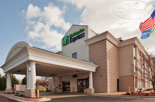 Hotel photo Holiday Inn Express Lynchburg 2*