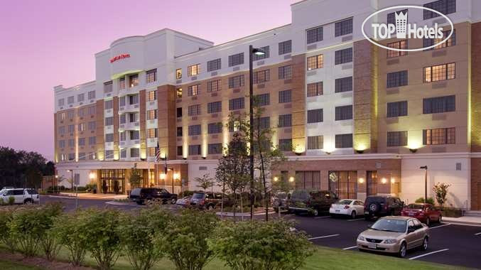 DoubleTree by Hilton Hotel Sterling - Dulles Airport
