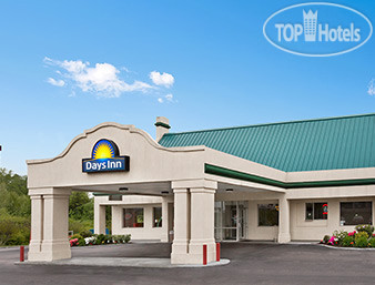 Hotelier's photos Days Inn Emporia 2*