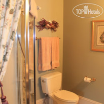 The Collins House Inn 