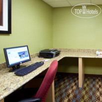 Holiday Inn Express & Suites Thornburg-S. Fredericksburg 
