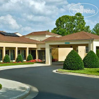 Courtyard Richmond West 