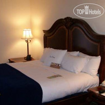 DoubleTree by Hilton Richmond Airport