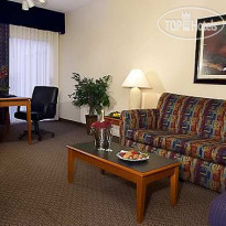 DoubleTree by Hilton Richmond Airport