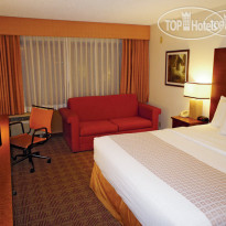 La Quinta Inn & Suites Virginia Beach