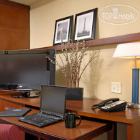 Courtyard by Marriott Capitol Hill 