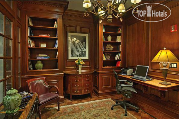 Hotelier's photos The Iroquois 4*