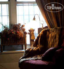 New photos from tourists Wyman House APT