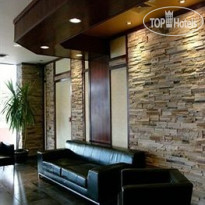 Clarion Hotel La Guardia Airport 