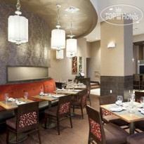 DoubleTree by Hilton New York City Financial District