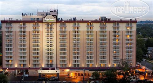 Hotelier's photos DoubleTree by Hilton JFK Airport 3*
