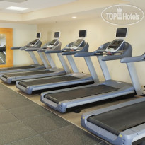 DoubleTree by Hilton JFK Airport