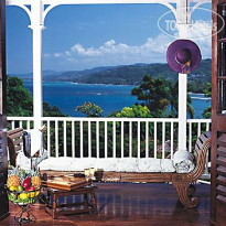 Round Hill Hotel & Villas