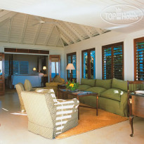 Round Hill Hotel & Villas