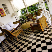 Round Hill Hotel & Villas