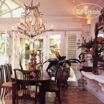 Roaring Pavilion Villa & Spa
