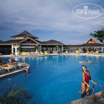 Jewel Runaway Bay Beach & Golf Resort
