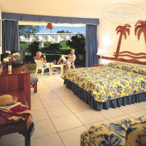 Jewel Runaway Bay Beach & Golf Resort