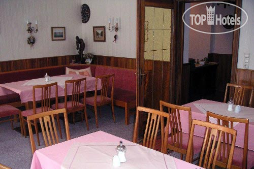 Hotel photo Garni Schwarzes Roessl 3*