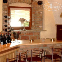 Landgasthof-Hotel Almerwirt Бар
