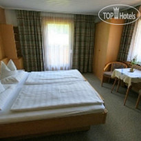 Weidmannheil Guest House 