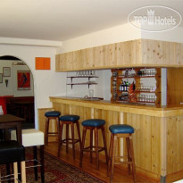 Jugendhotel Kaiser Бар