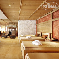 Berghof Crystal Spa & Sports