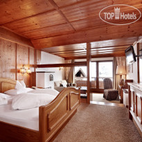 Berghof Crystal Spa & Sports