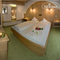 Veronika AppartHotel