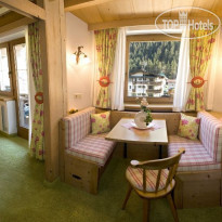 Veronika AppartHotel