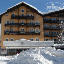 Krumers Post Hotel & Spa Вид отеля зимой