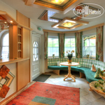 Garni Corinna Бар