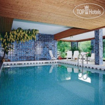 Garni Obermair Крытый бассейн