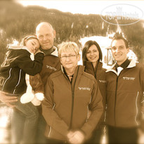 Jenni's Huamat Семья хозяев отеля