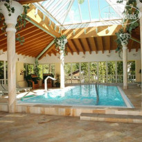 Bergresort Seefeld Крытый бассейн