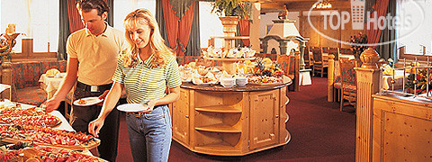 New photos from tourists Castel 4*