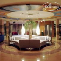 Life Resort Холл